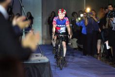 Mayor Darling rides in for his State of the City address to the community